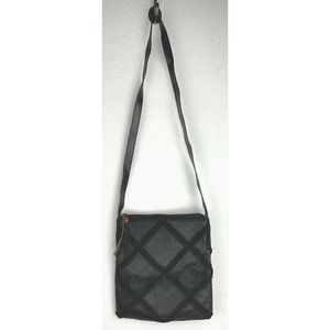 The Sak Crossbody Purse Black Quilted Pebbled Leather Stitched Bag Pink Label